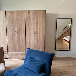 Cozy Elterleinplatz - Quiet & Close To Center Apartment